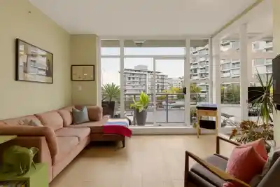 510 298 E 11TH AVENUE, Vancouver BC V5T 0A2