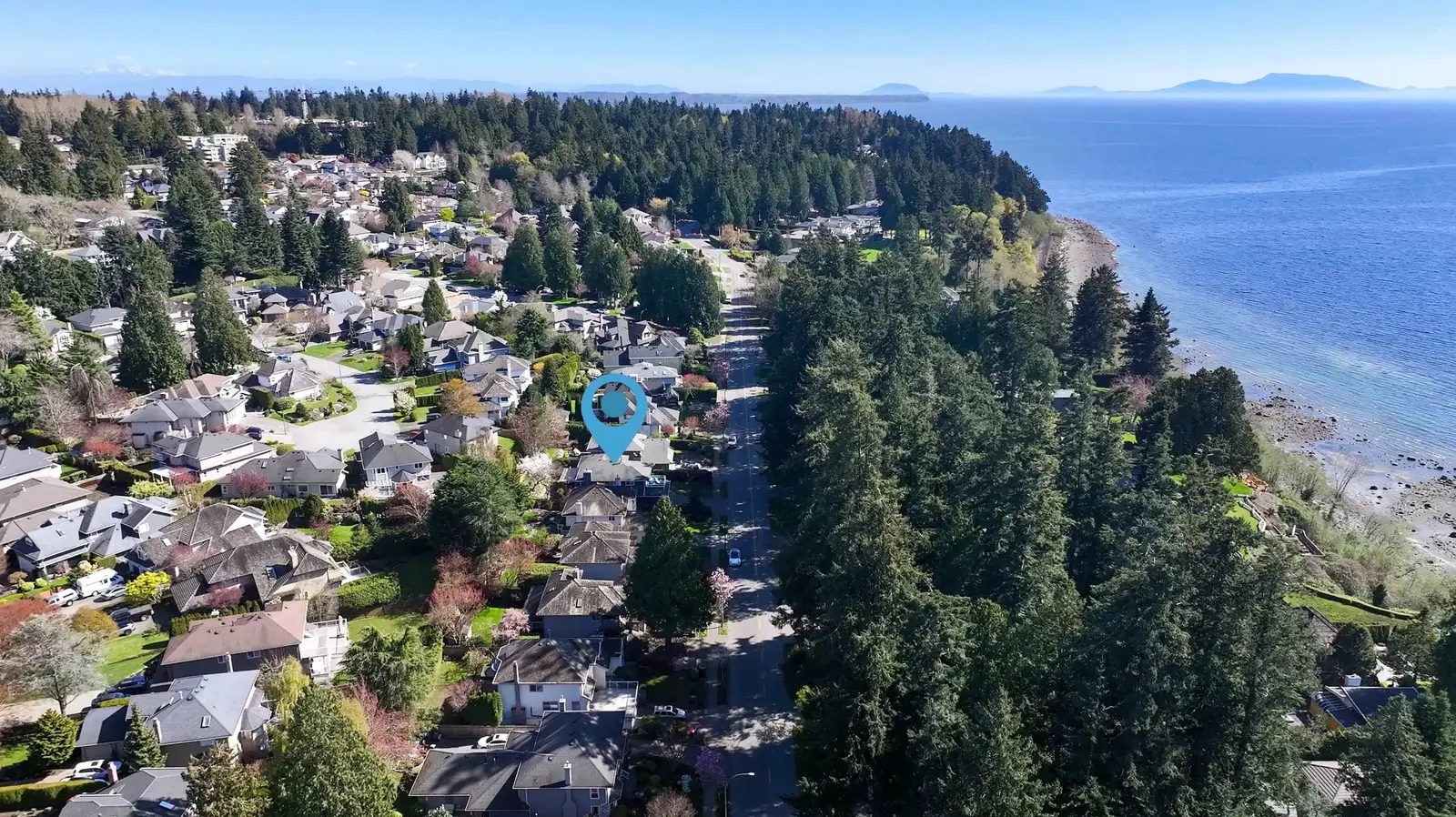 1834 OCEAN PARK ROAD, Surrey BC V4A 3M3