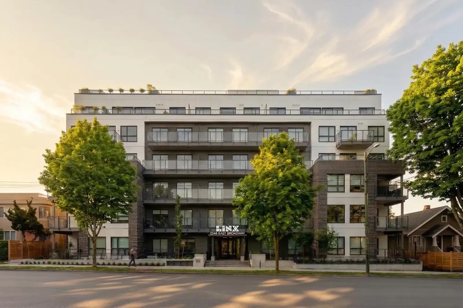 501 2268 E BROADWAY, Vancouver BC V5N 0L2