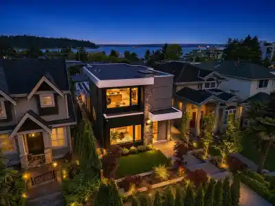 1236 DUCHESS AVENUE, West Vancouver BC V7T 1H4