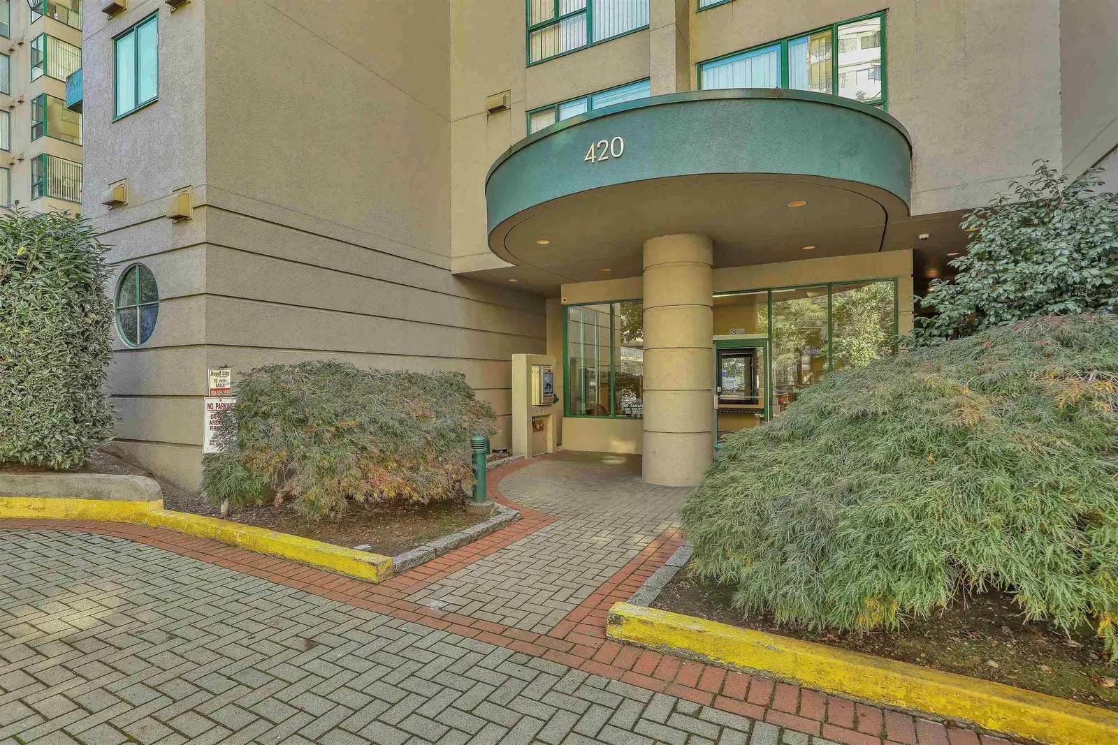 104 420 CARNARVON STREET, New Westminster BC V3L 5P1