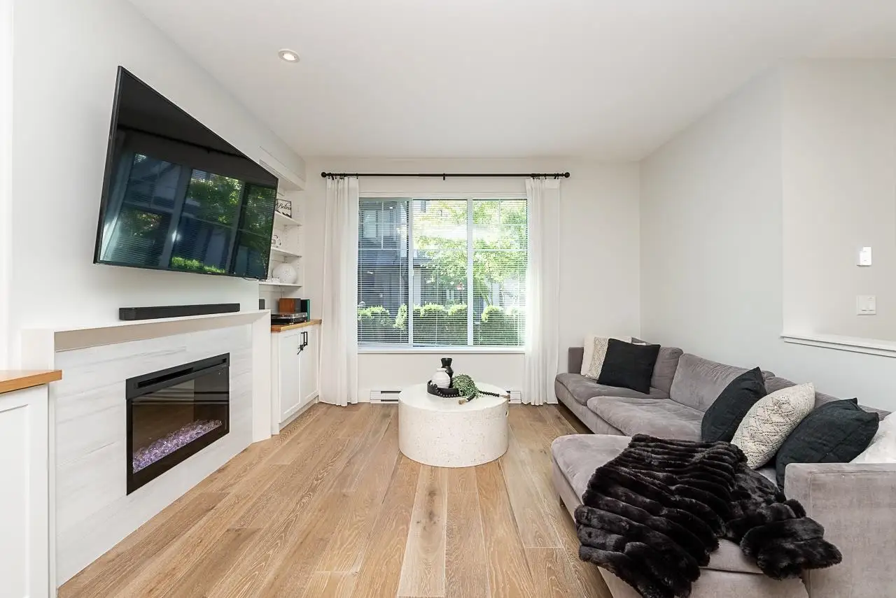 85 3306 PRINCETON AVENUE, Coquitlam BC V3E 0M9