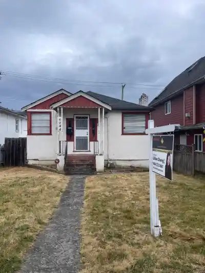 6944 E MAIN STREET, Vancouver BC V5X 3H7