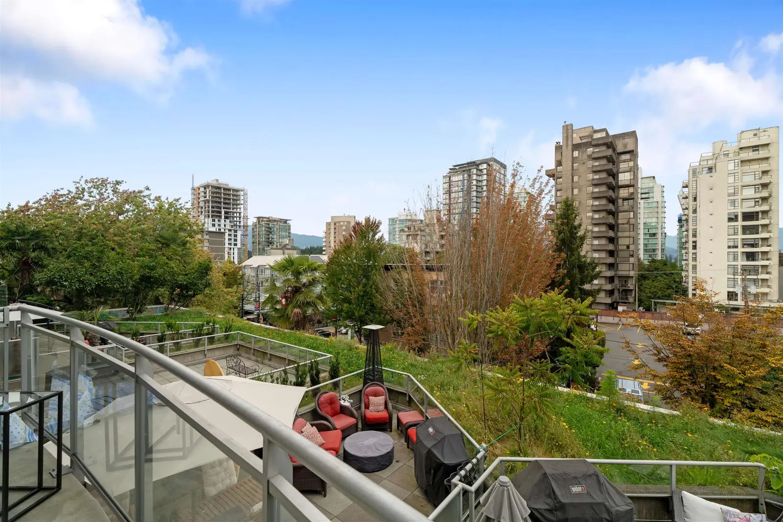 306 1688 ROBSON STREET, Vancouver BC V6G 1C7