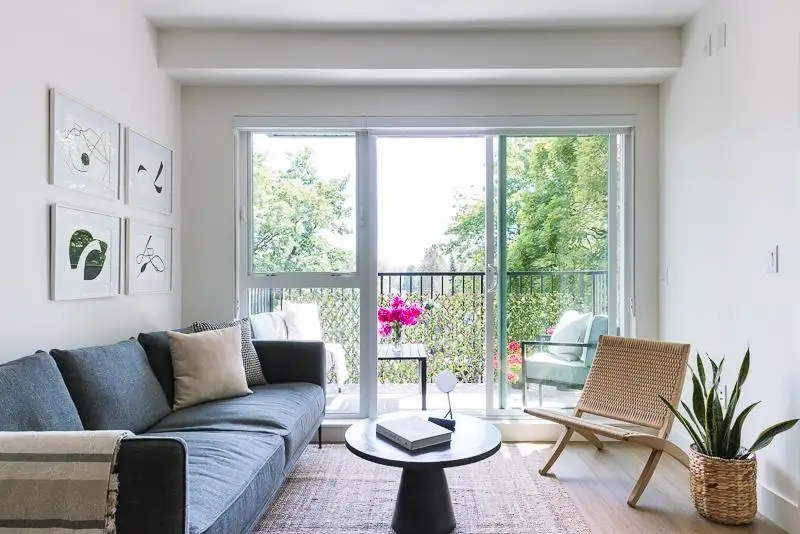407 2235 E BROADWAY STREET, Vancouver BC V5N 0J5
