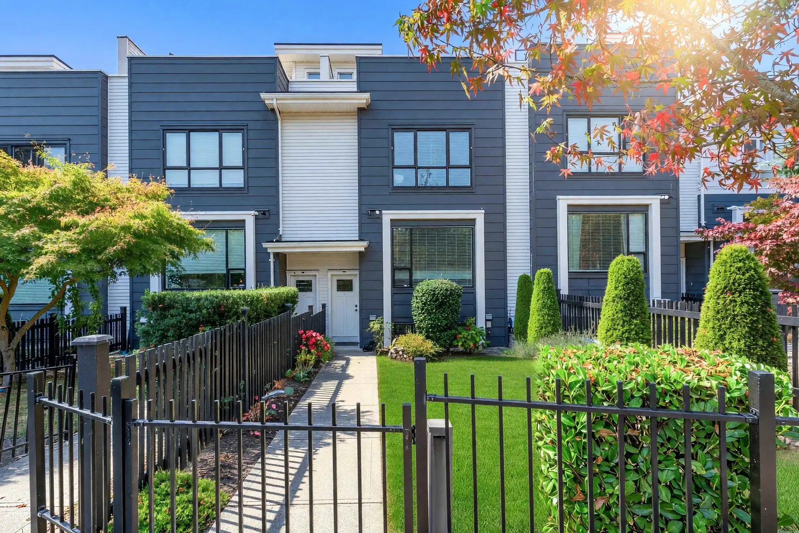 218 2277 OAK MEADOWS DRIVE, Surrey BC V3Z 0W6