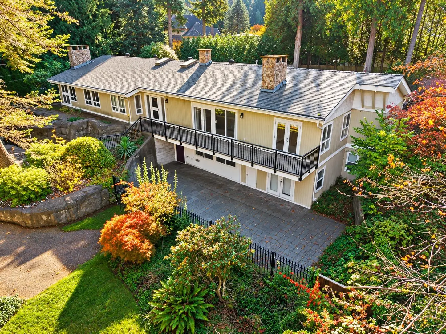 13284 CRESCENT ROAD, Surrey BC V4P 1K4