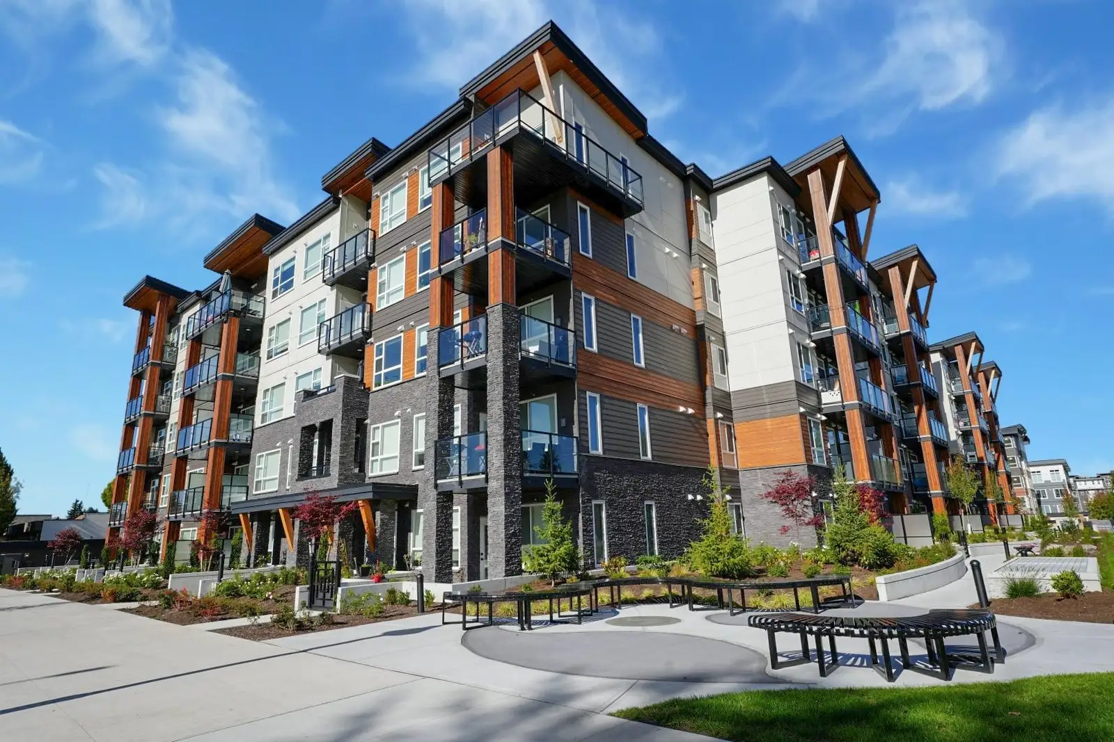 110 12143 223 STREET, Maple Ridge BC V2X 4R1