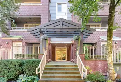 107 2228 WELCHER AVENUE, Port Coquitlam BC V3C 1X3