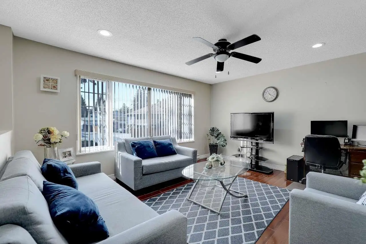 6384 129A STREET, Surrey BC V3X 1R8