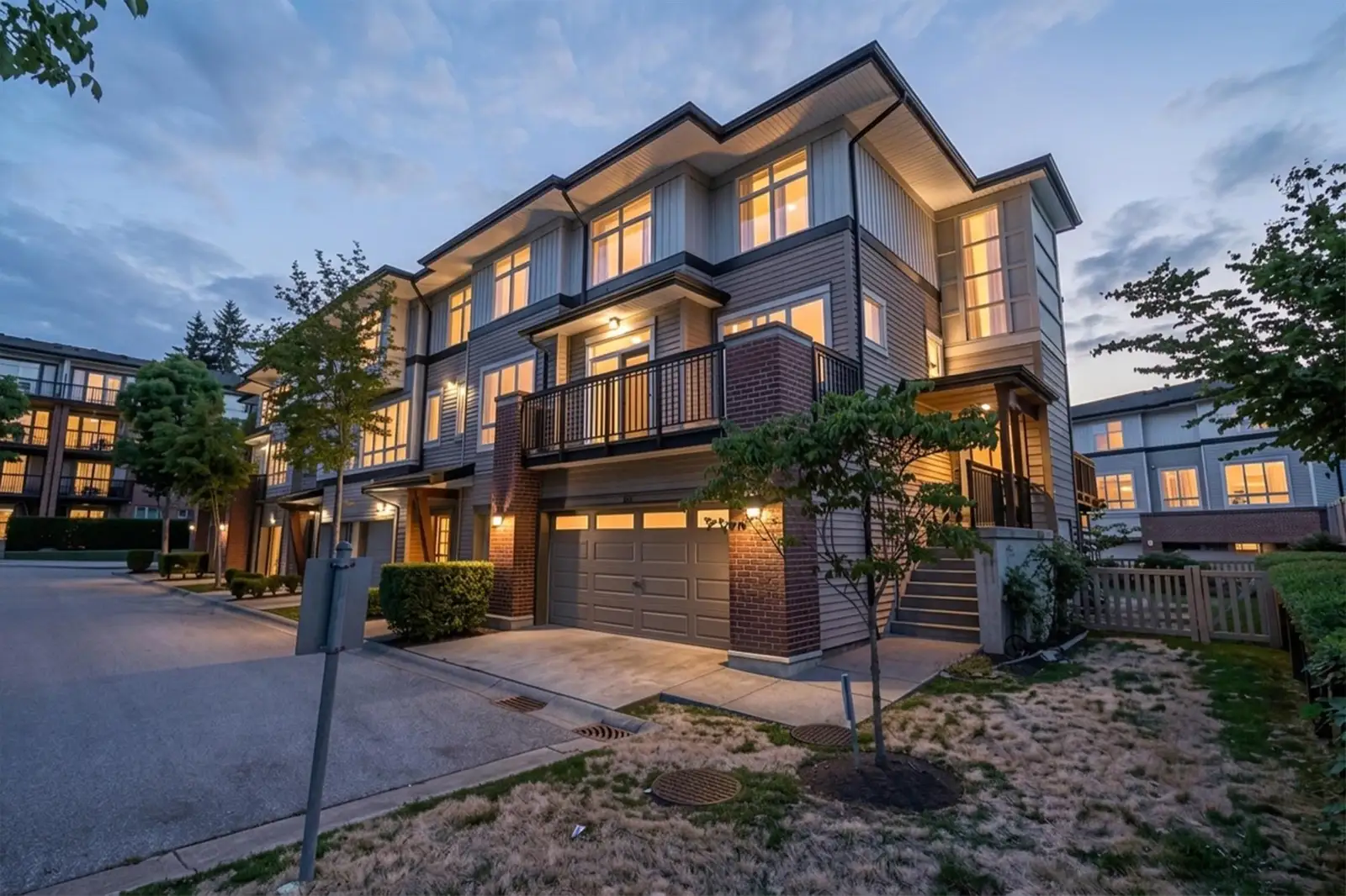 112 1125 KENSAL PLACE, Coquitlam BC V3B 0G3