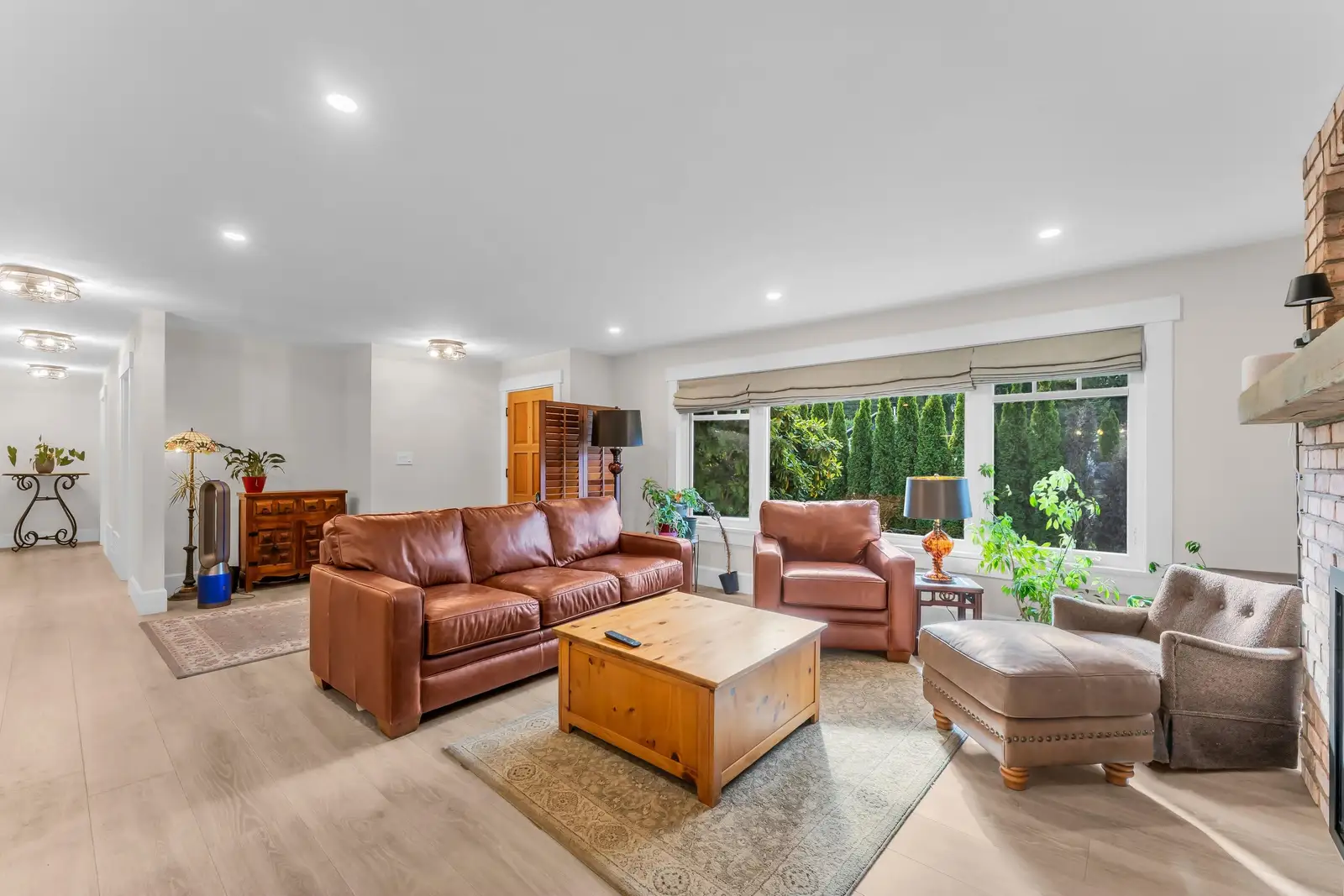 24633 56 AVENUE, Langley BC V2Z 1B9