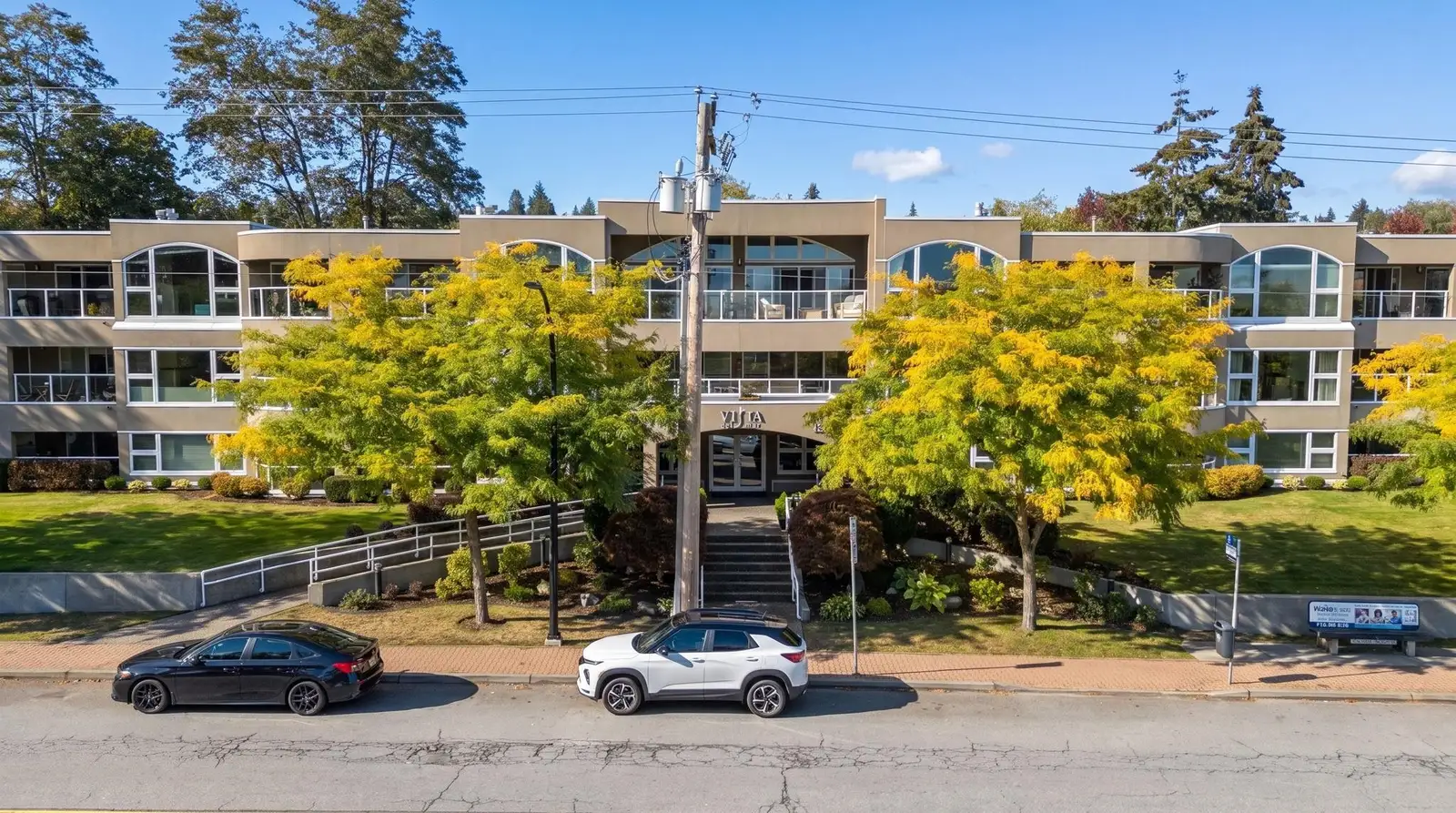 304 15809 MARINE DRIVE, White Rock BC V3B 1E7