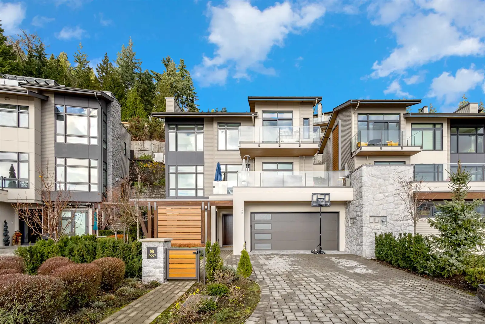 2997 BURFIELD PLACE, West Vancouver BC V7S 0A9