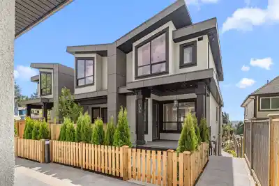 104 753 EDGAR AVENUE, Coquitlam BC V3J 2J3