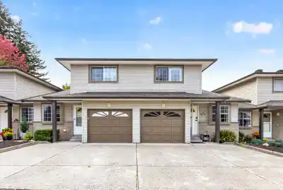 #13 19270 119 AVENUE, Pitt Meadows BC V3Y 2J8