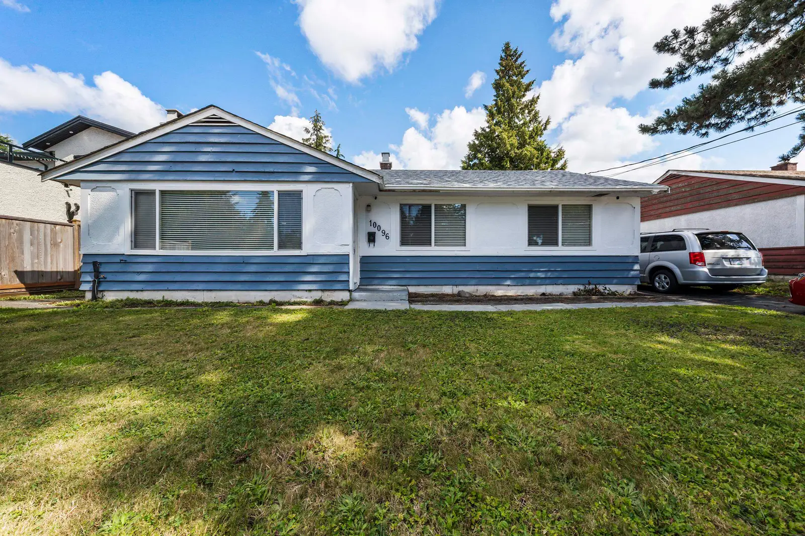 10096 HELEN DRIVE, Surrey BC V3V 3B2