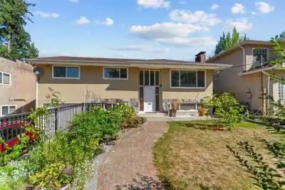 6949 HALIFAX STREET, Burnaby BC V5B 2R3