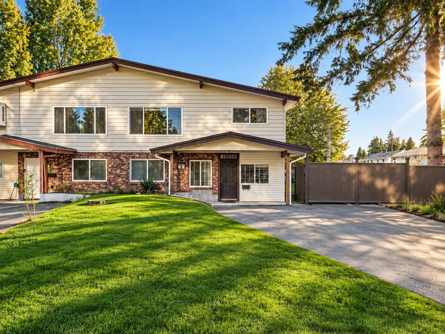 15159 93 AVENUE, Surrey BC V3R 7A7