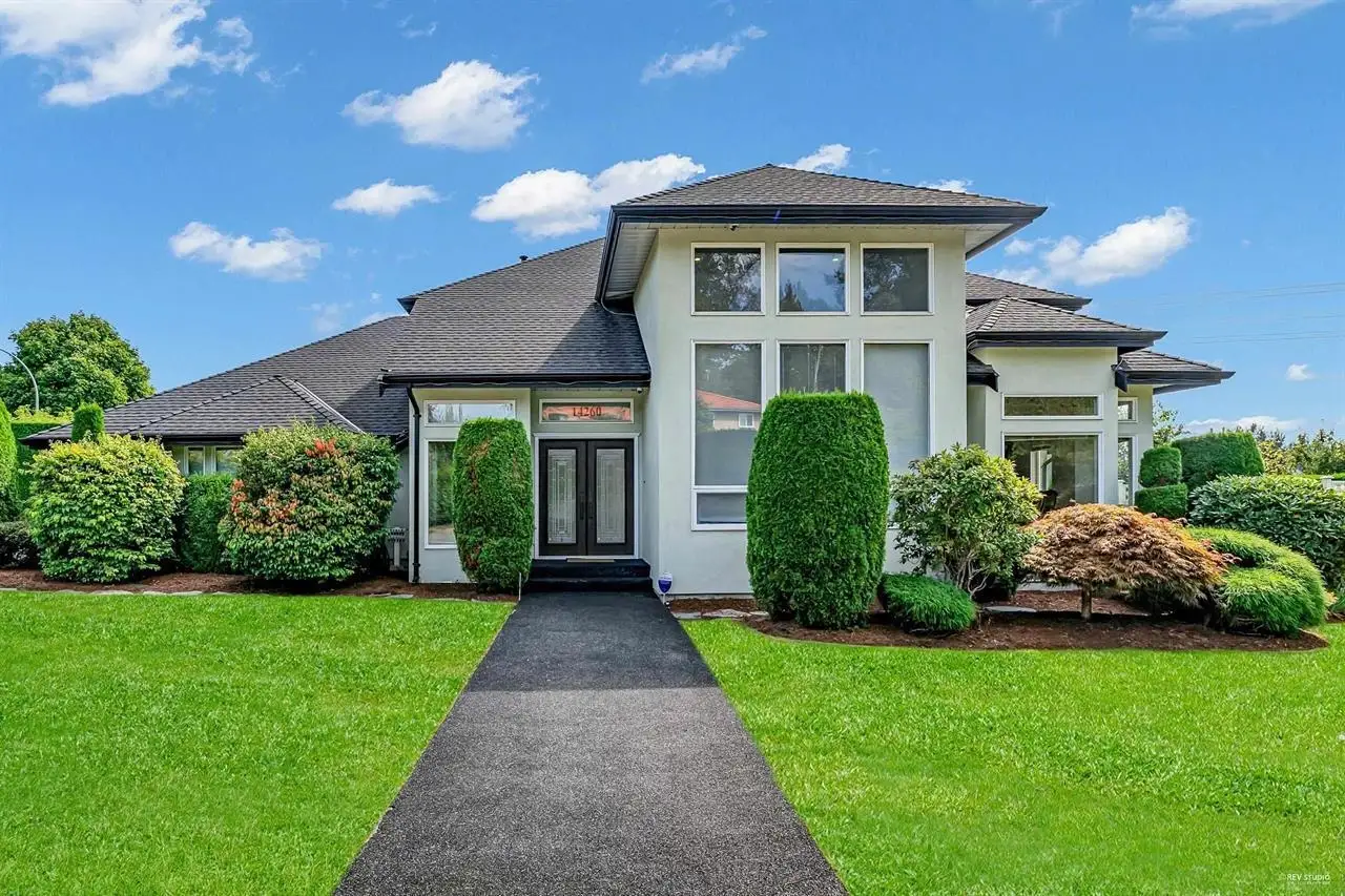 14260 82A AVENUE, Surrey BC V3W 0V6