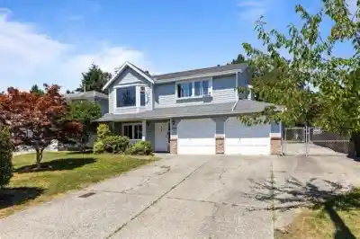 14271 67 AVENUE, Surrey BC V3W 0P5