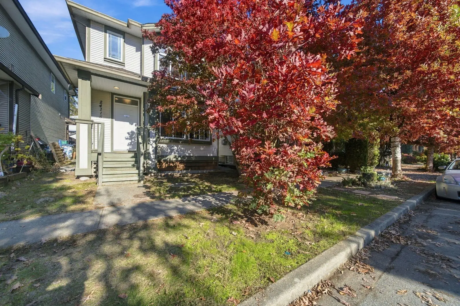 24115 102A AVENUE, Maple Ridge BC V2W 2B3