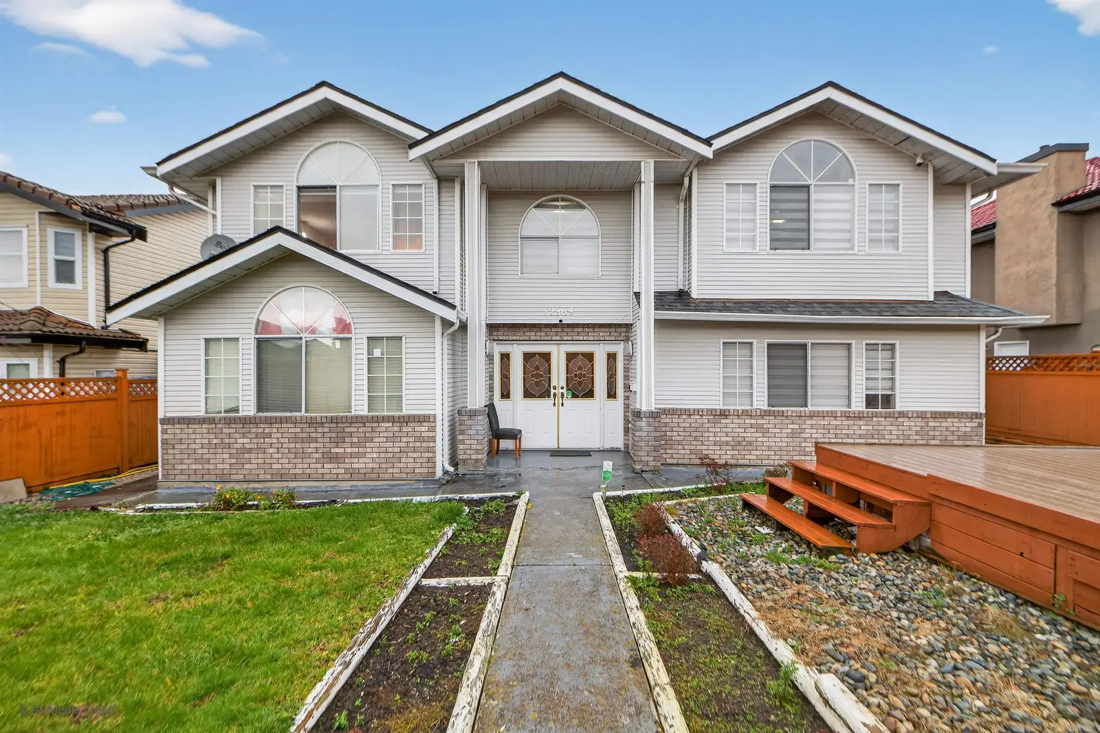 12369 64 AVENUE, Surrey BC V3W 1W6