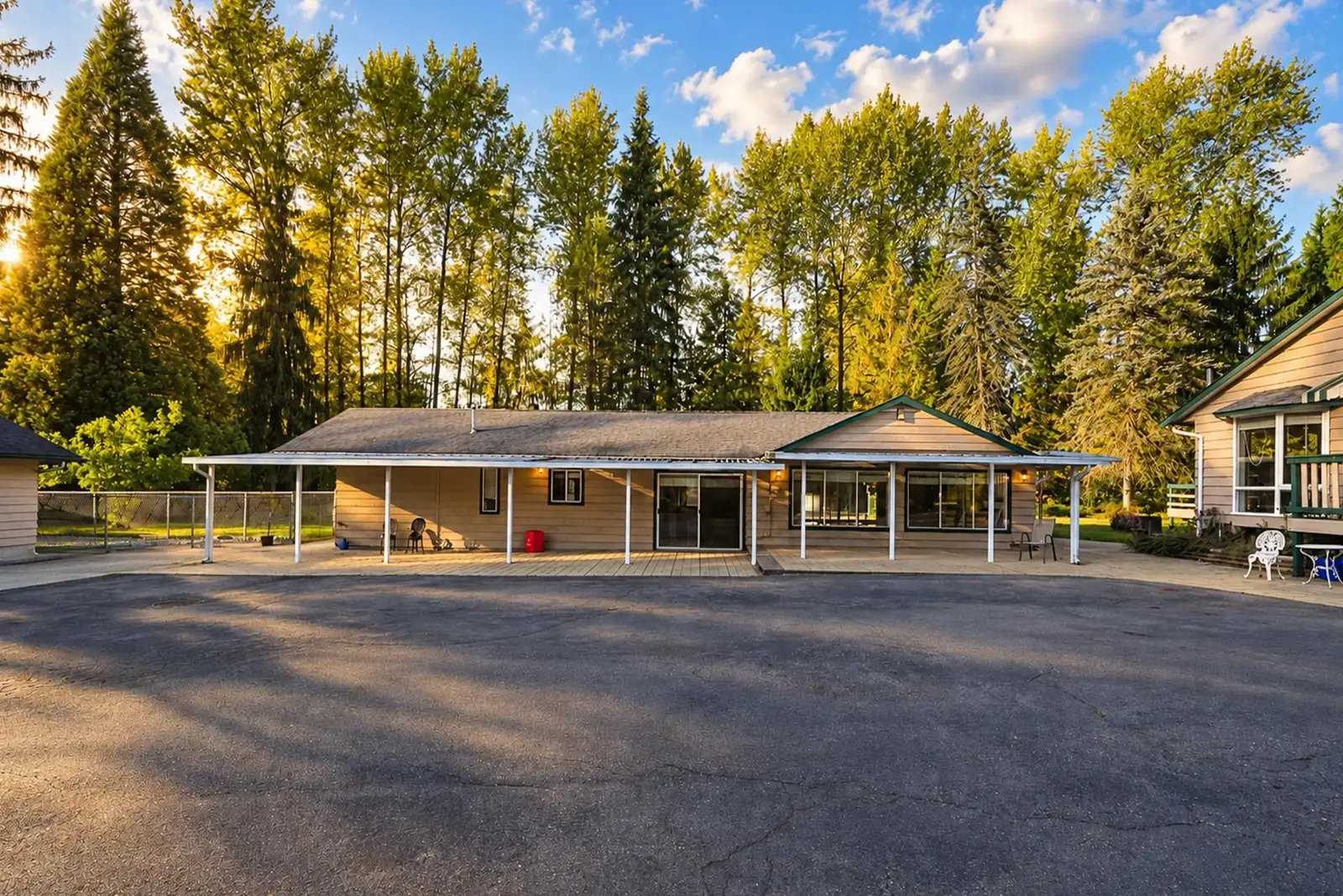 12406 254 STREET, Maple Ridge BC V4R 1V2