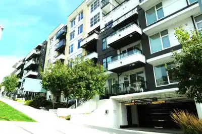 307 1012 AUCKLAND STREET, New Westminster BC V3M 0M3