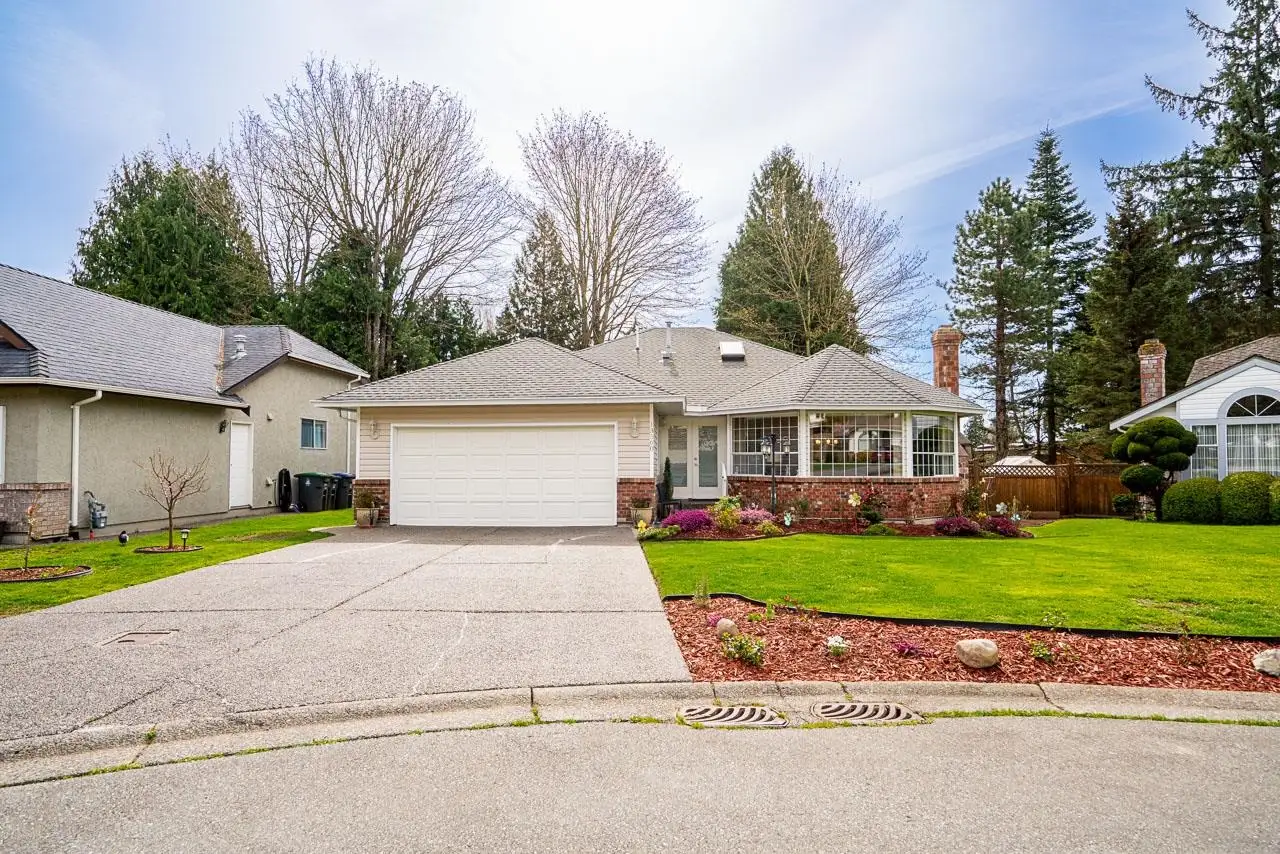 13560 15A AVENUE, Surrey BC V4A 8Z9