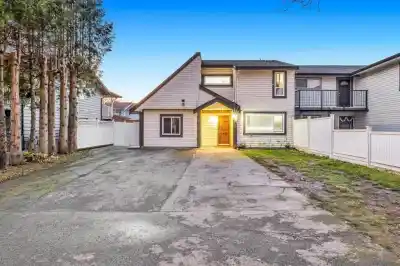 7295 130A STREET, Surrey BC V3W 6E9