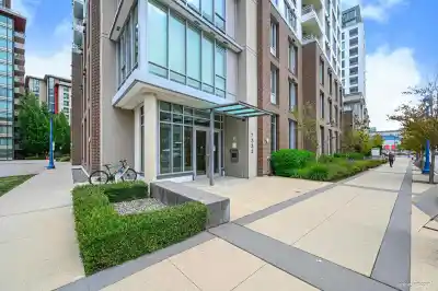 802 7333 MURDOCH AVENUE, Richmond BC V6Y 0J8