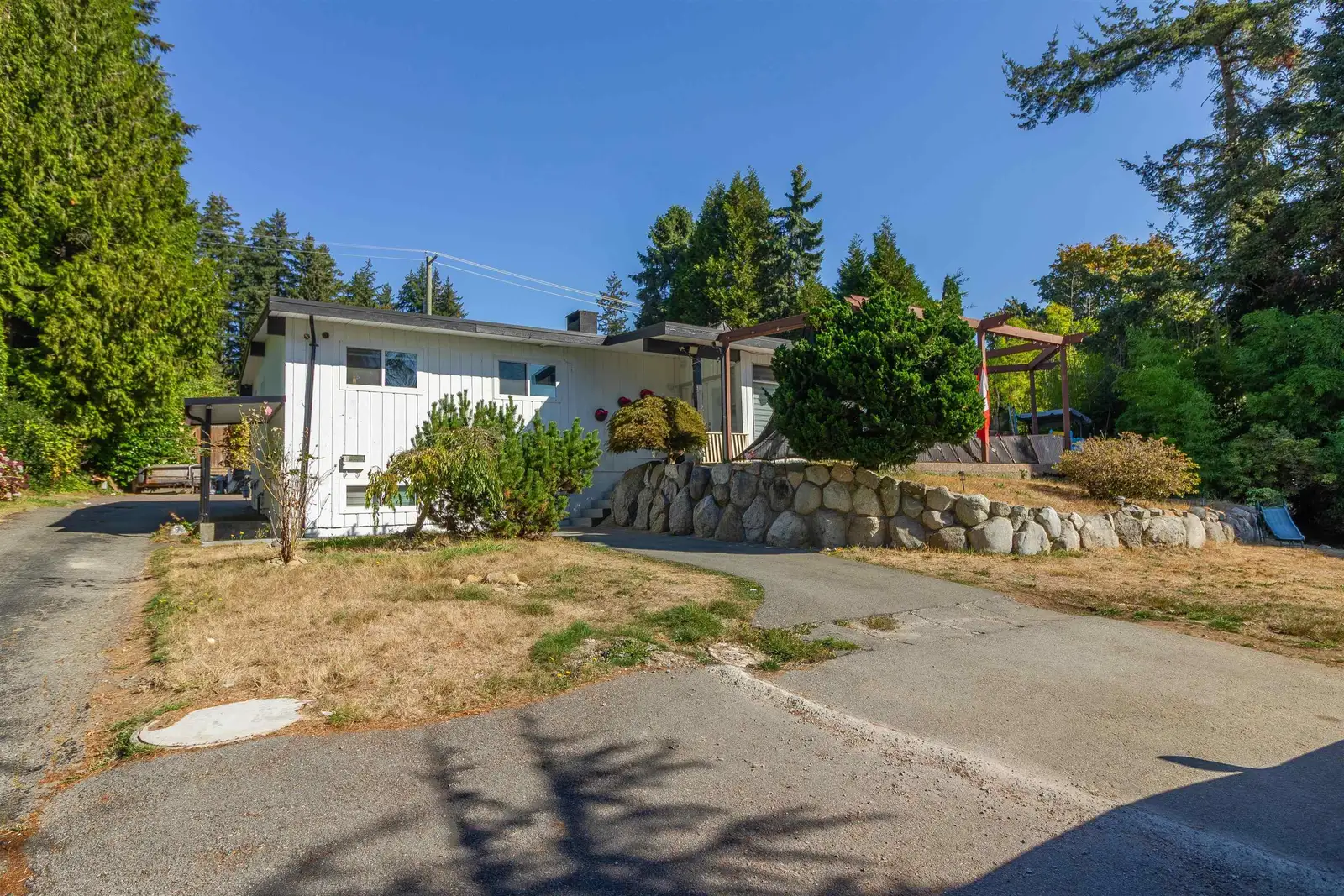 14319 55A AVENUE, Surrey BC V3X 1B3