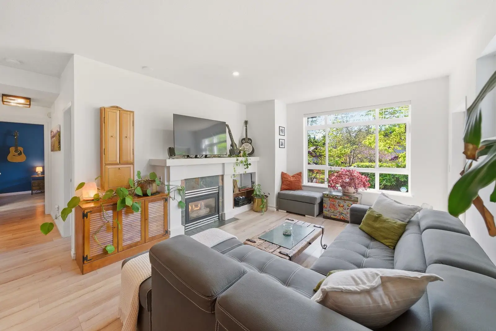 23 15 FOREST PARK WAY, Port Moody BC V3H 5G7