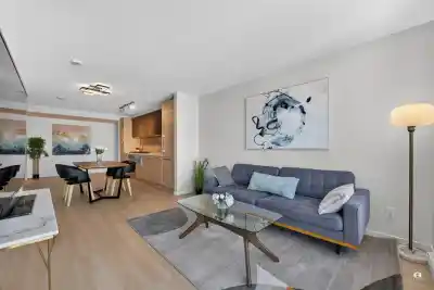 1806 6658 DOW AVENUE, Burnaby BC V5H 0C7