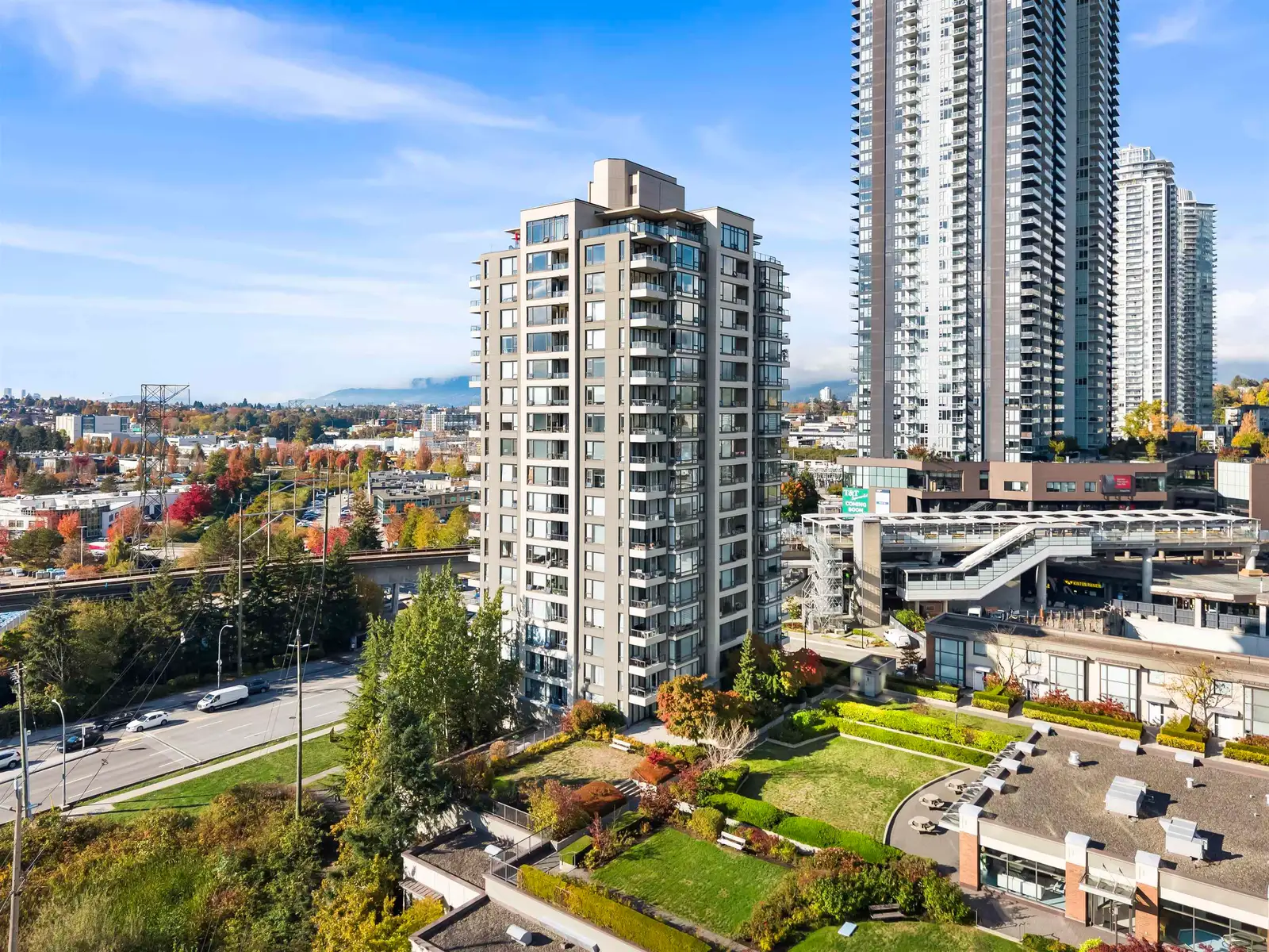 1807 4118 DAWSON STREET, Burnaby BC V5C 0A3