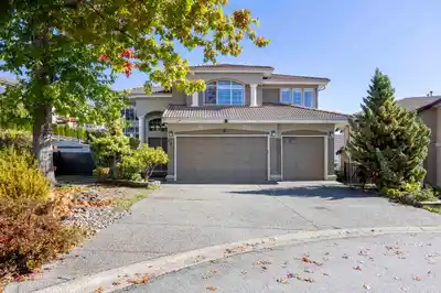 120 CEDARWOOD DRIVE, Port Moody BC V3H 5A8