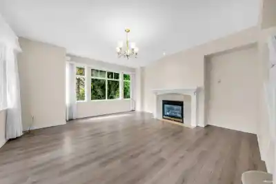 2459 W 39TH AVENUE, Vancouver BC V6M 4M3