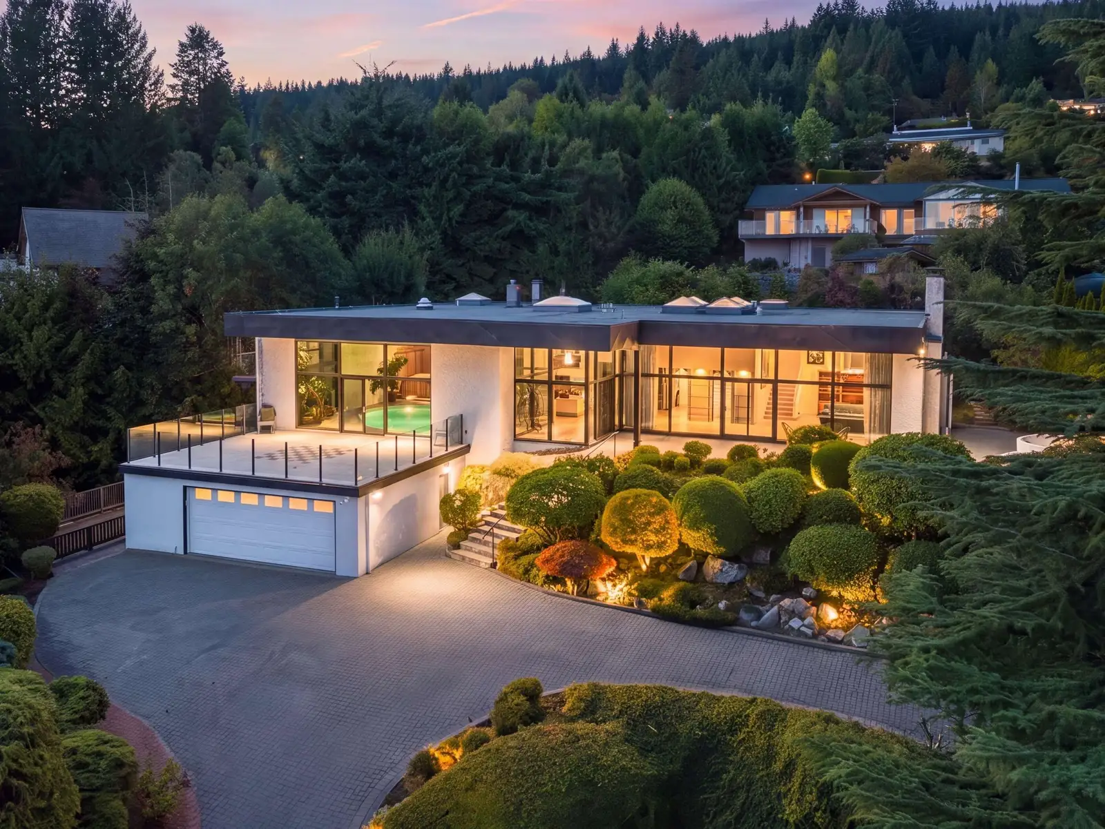 1439 SANDHURST PLACE, West Vancouver BC V7X 2P4