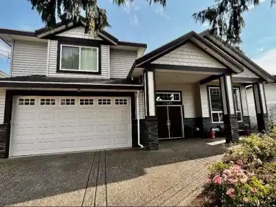 11084 N FULLER CRESCENT, Delta BC V4C 2E1