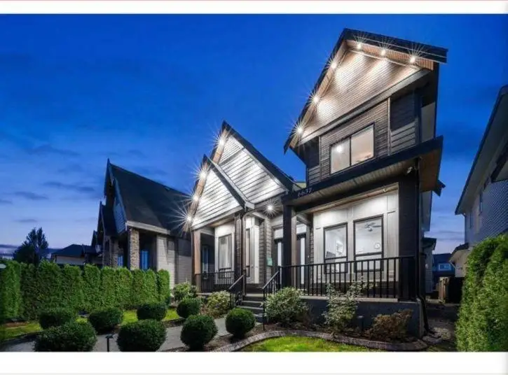 6637 121A STREET, Surrey BC V3W 0H8