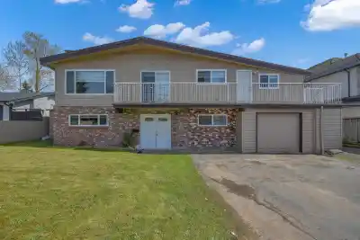 9488 127A STREET, Surrey BC V3V 5K6