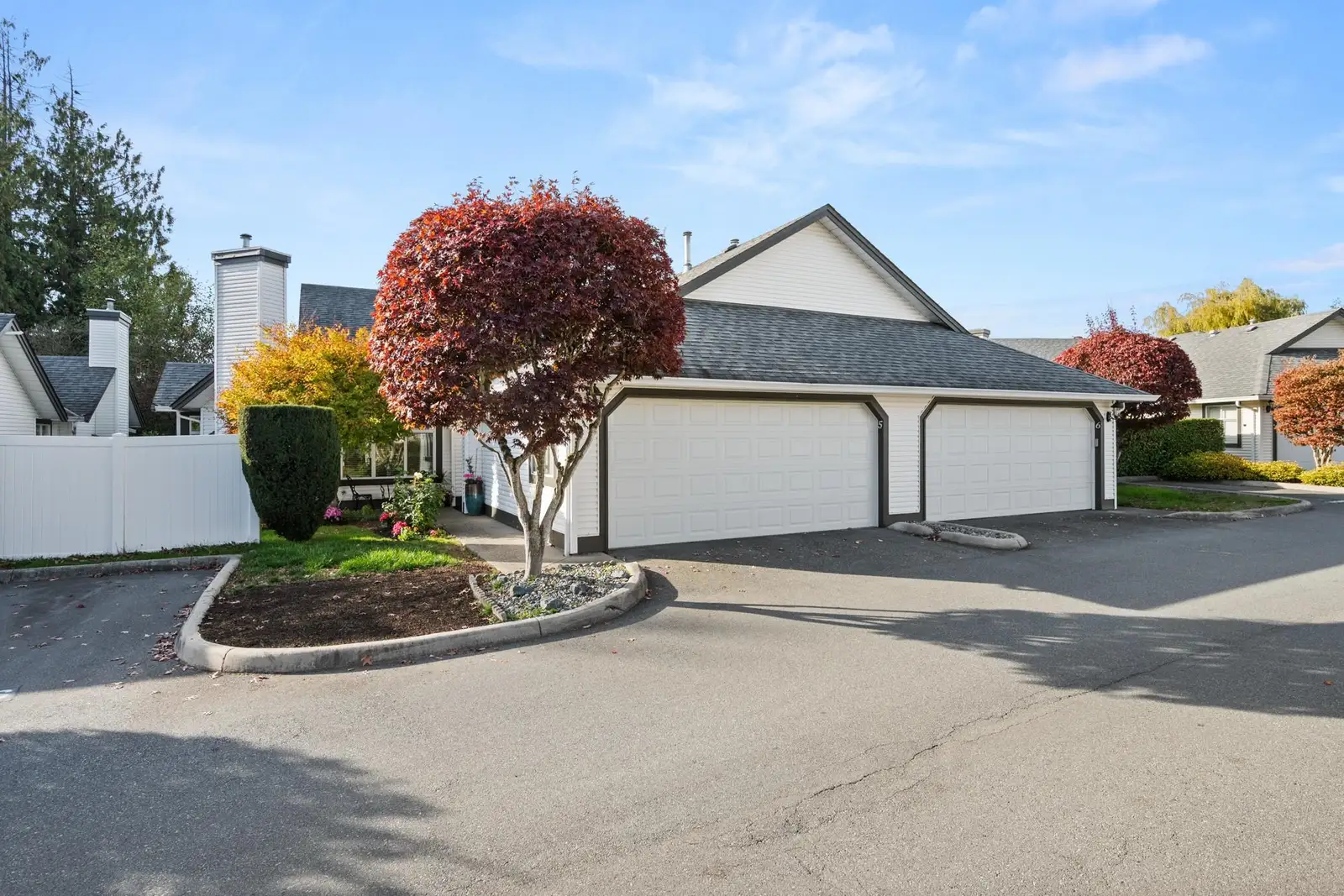 5 19649 53 AVENUE, Langley BC V3A 8C5