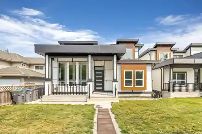 5950 168 STREET, Surrey BC V3S 3X6