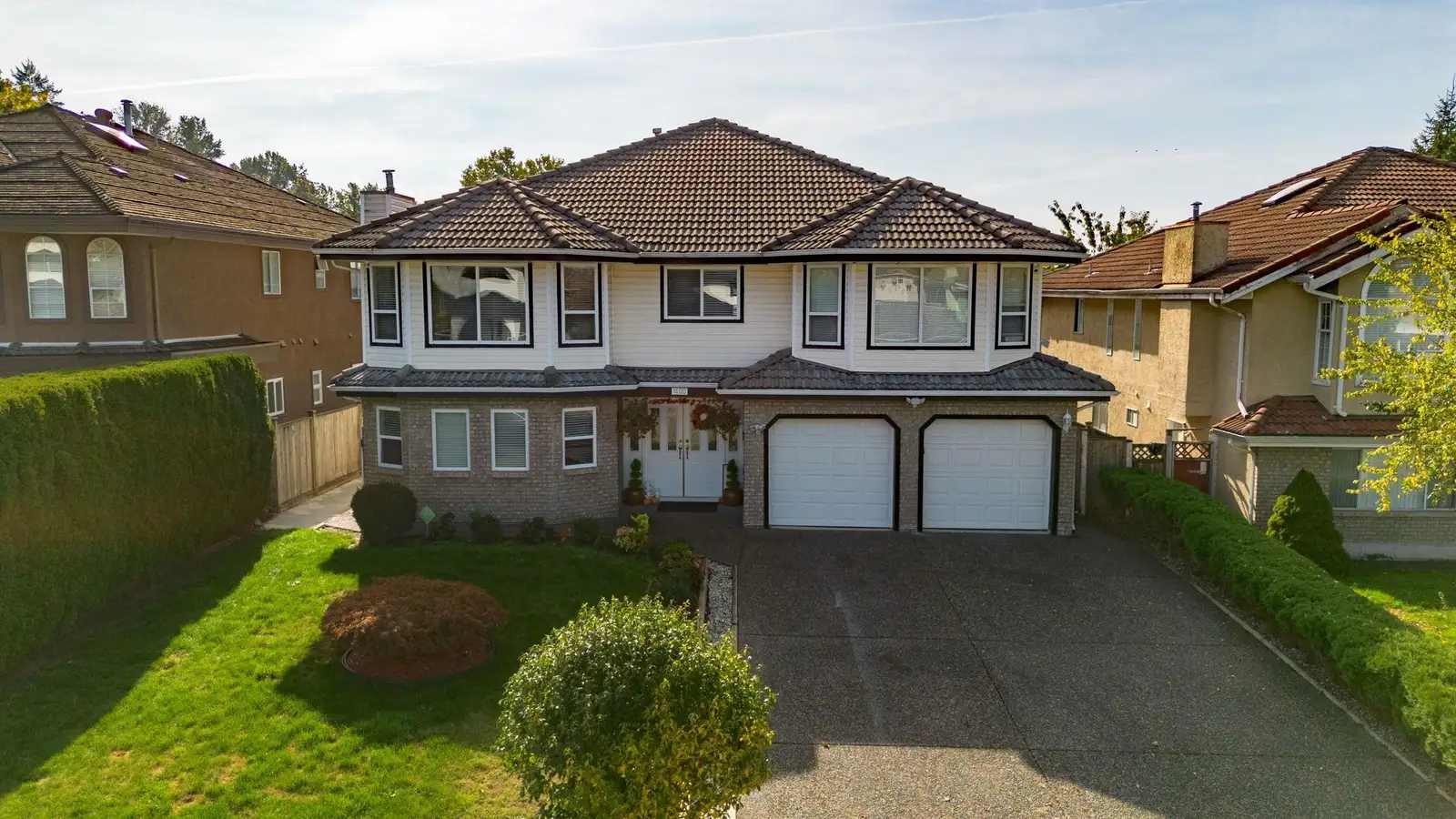 14120 88A AVENUE, Surrey BC V3V 7W5