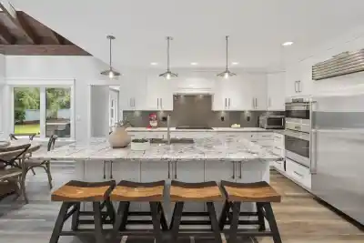 2130 179 STREET, Surrey BC V3Z 9V6