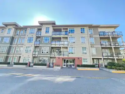 E208 20211 66 AVENUE, Langley BC V2Y 0L4