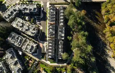 126 2050 GLENAIRE DRIVE, North Vancouver BC V7P 1Y3