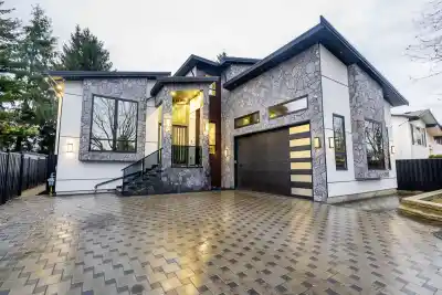 18339 63 AVENUE, Surrey BC V3S 8B1
