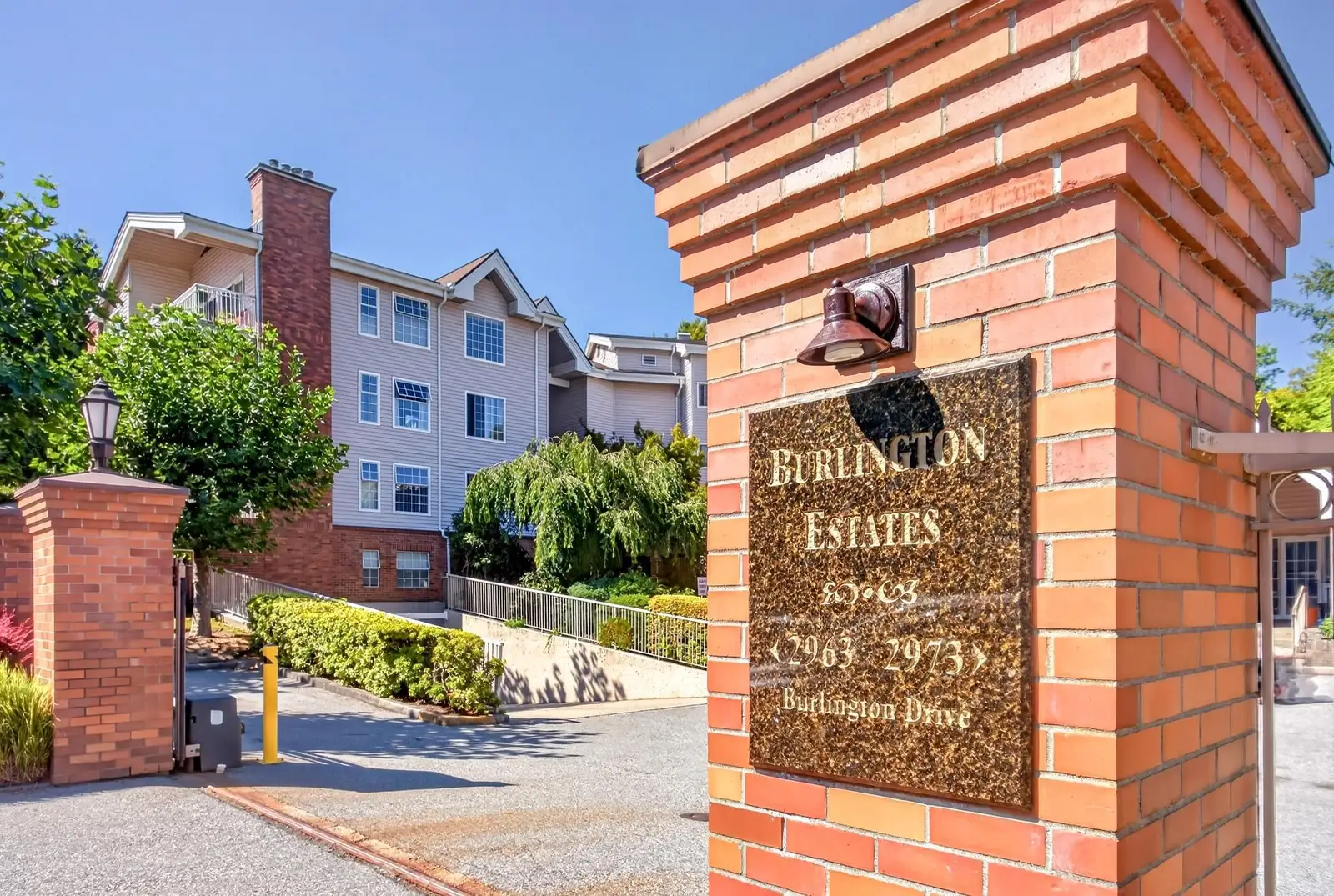 103 2973 BURLINGTON DRIVE, Coquitlam BC V3B 6X1